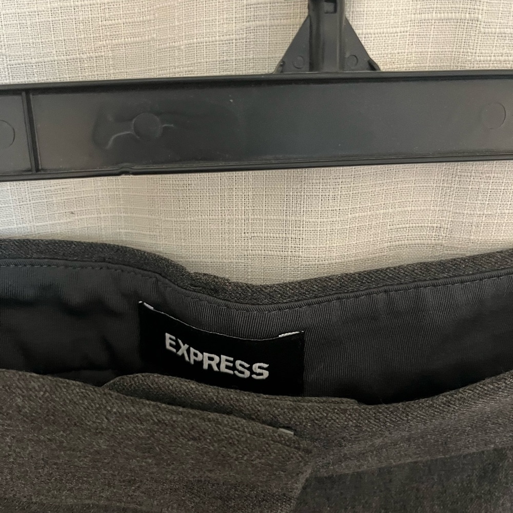 Express Charcoal pants. Editor flare mid rise